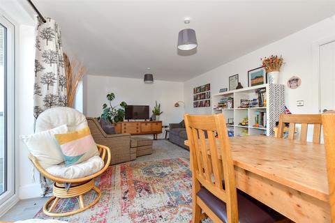 4 bedroom terraced house for sale, Mayers Road, Walmer, Deal, Kent