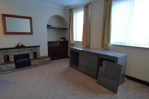 2 bedroom flat to rent, Dorron Court, Stonefield Avenue, Lincoln