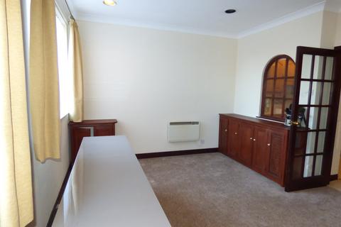 2 bedroom flat to rent, Dorron Court, Stonefield Avenue, Lincoln