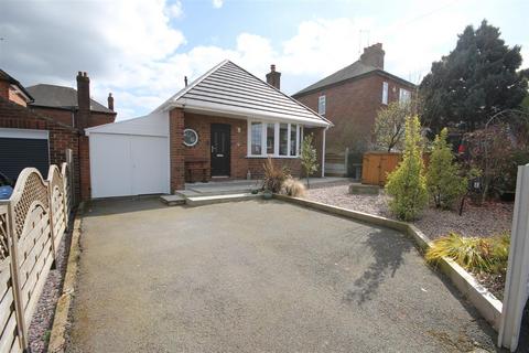 2 bedroom detached bungalow for sale, Highfield Avenue, Cheadle