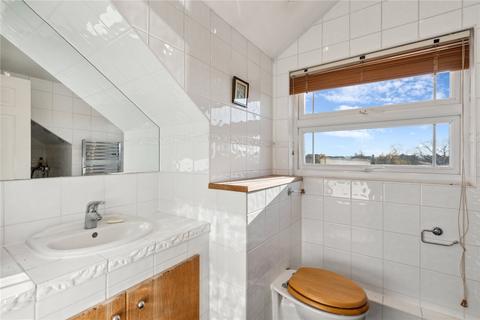 2 Devereux Lane, London, SW13 8DA