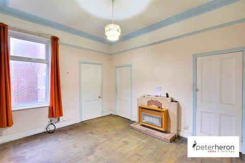 2 bedroom flat for sale, Sandringham Terrace, Roker, Sunderland