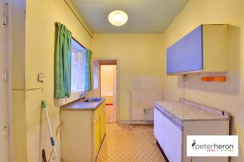 2 bedroom flat for sale, Sandringham Terrace, Roker, Sunderland