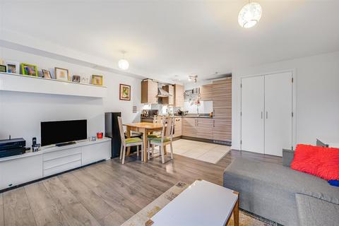 1 bedroom flat for sale, Carville Street, Finsbury Park