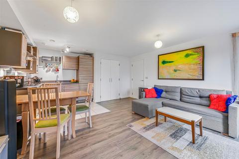 1 bedroom flat for sale, Carville Street, Finsbury Park