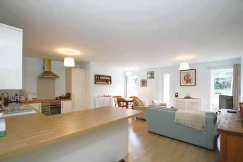 undefined, Elm Court, Elm Road, Winchester