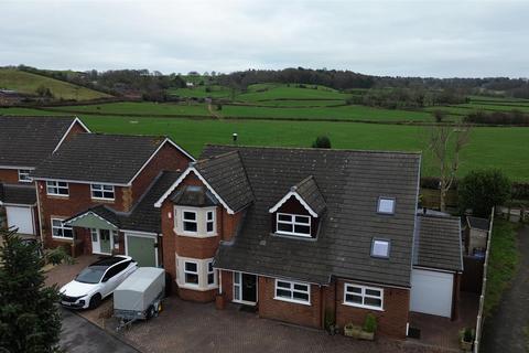 5 bedroom detached house for sale, Cavendish Road, Tean ST10