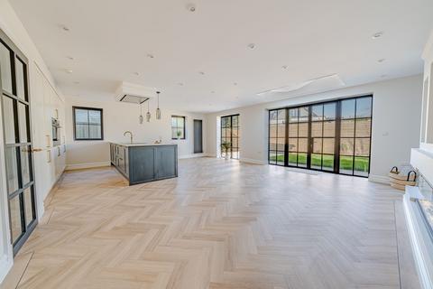 4 bedroom detached house for sale, Pauntley Road, Christchurch BH23