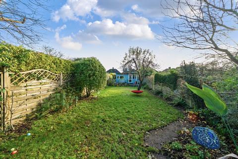 4 bedroom semi-detached house for sale, Wordsworth Road, Addlestone, Surrey, KT15