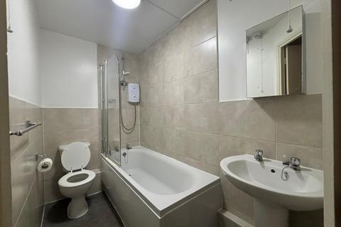 2 bedroom flat to rent, Lucas Road, Sudbury CO10