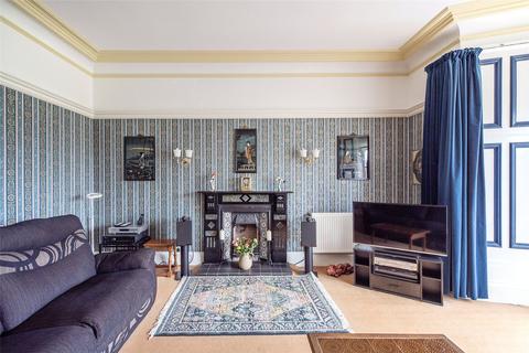 4 bedroom flat for sale, 3 Laurelhill Place, Kings Park, Stirling, FK8