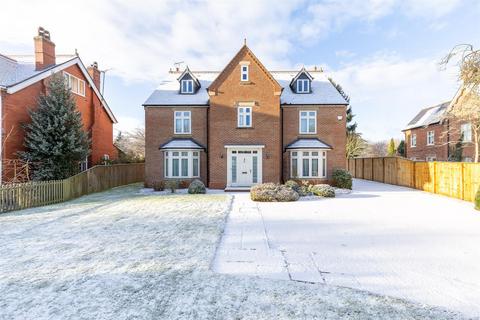 6 bedroom detached house for sale, Wellington Road, Nantwich, Cheshire