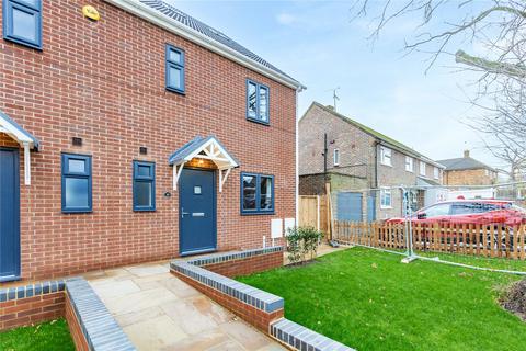 undefined, Wrexham Road, Noak Hill, RM3