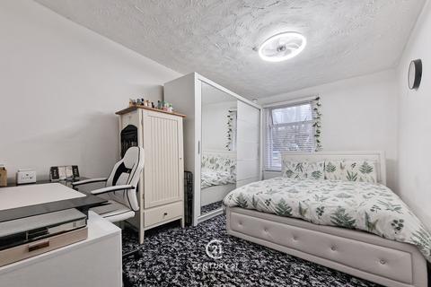 138 Strone Road, London, E7 8ES