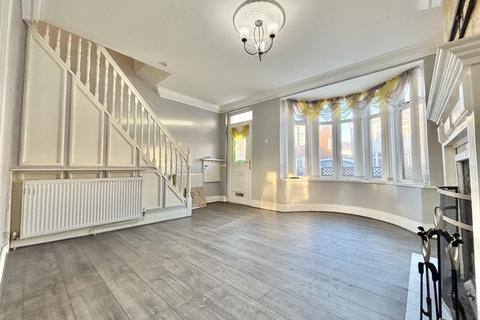 64 Harcourt Road, Blackpool, FY4 3HW