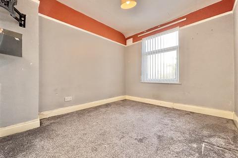 64 Harcourt Road, Blackpool, FY4 3HW