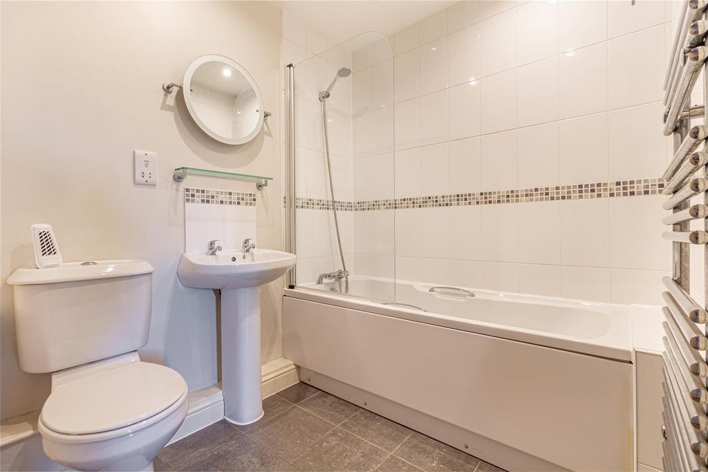 Bathroom-1.jpg