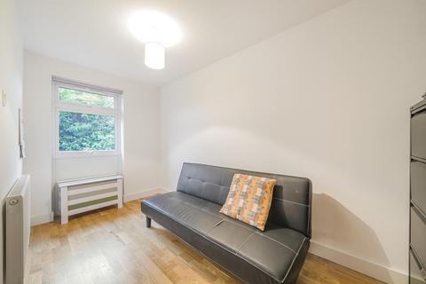 12 Lockwood Close, London, SE26 4HY
