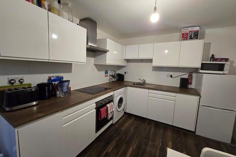 House share to rent, Mogden Lane, Isleworth