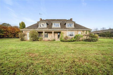 4 bedroom detached house for sale, Marlborough Road, Pewsey, Wiltshire, SN9