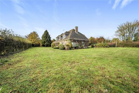 4 bedroom detached house for sale, Marlborough Road, Pewsey, Wiltshire, SN9