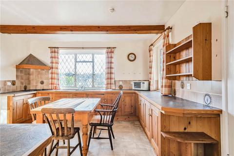 4 bedroom detached house for sale, Marlborough Road, Pewsey, Wiltshire, SN9