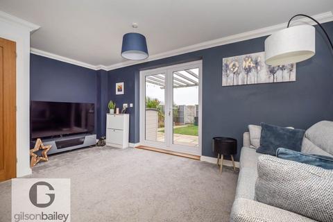 3 bedroom semi-detached house for sale, Newstead Gardens, Norwich NR13