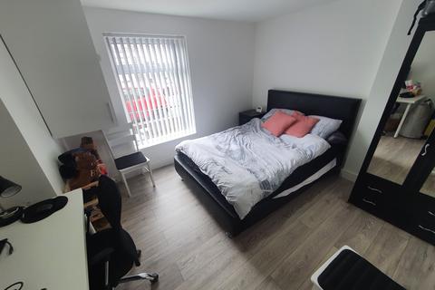 1 bedroom flat to rent, Flat 1, 30 Russell Street