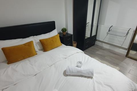 undefined, Flat 1, 30 Russell Street