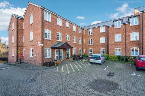 1 bedroom retirement property for sale, Whitings Court, Paynes Park, Hitchin, SG5