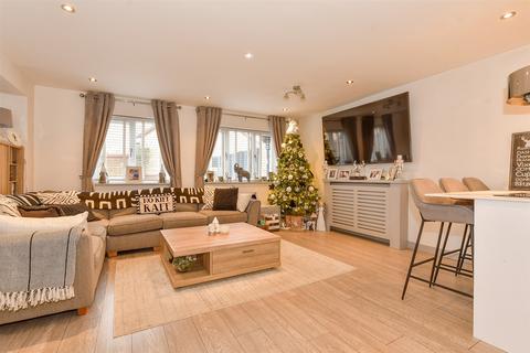 4 bedroom end of terrace house for sale, Davenport, Harlow, Essex