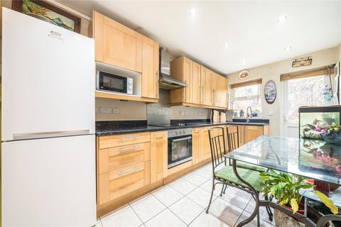 3 bedroom house to rent, Cahir Street, London E14