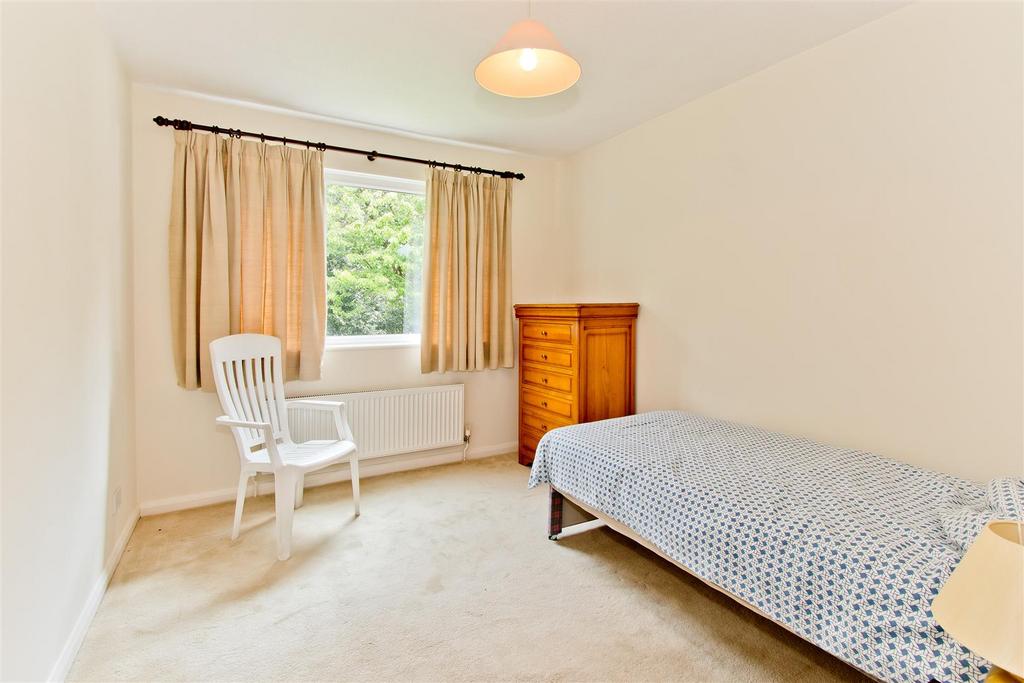 Bed4.jpg