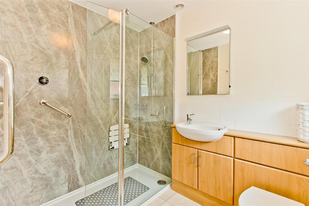 Ensuite.jpg