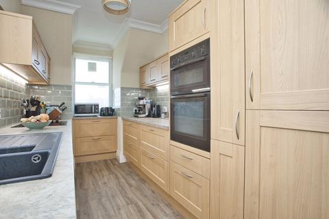 3 bedroom flat for sale, The Leas, The Metropole The Leas, CT20