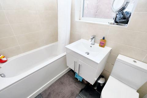 3 bedroom semi-detached house for sale, Worsley Road, Eccles, M30