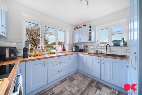 16a Amesbury Close, Epping, CM16 4JA