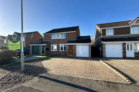 51 Abbotsfield Way, Faverdale, Darlington, DL3 0GB