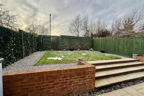51 Abbotsfield Way, Faverdale, Darlington, DL3 0GB