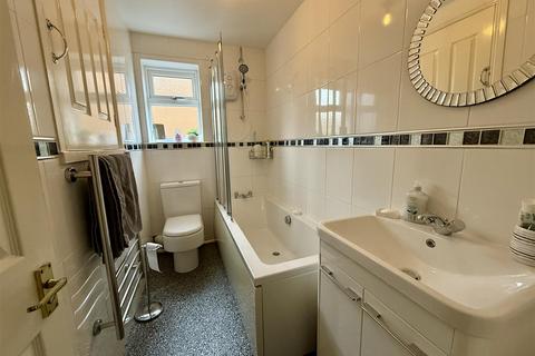 51 Abbotsfield Way, Faverdale, Darlington, DL3 0GB