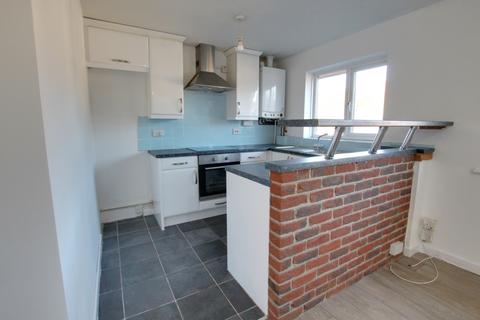 2 bedroom flat for sale, THE YEWS, HORNDEAN