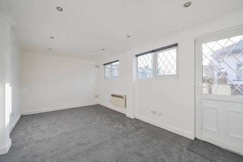 1 bedroom flat to rent, Lansdowne Road, South Woodford, London, E18