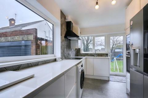 3 bedroom semi-detached house for sale, Sutton Road, Maidstone, ME15