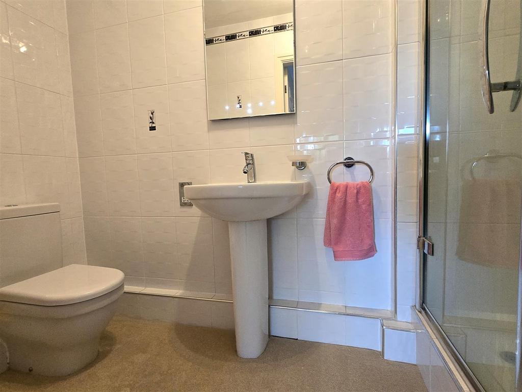 En suite shower/wc