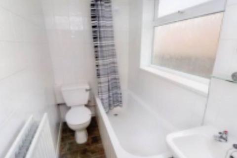 2 bedroom terraced house to rent, Eleanor Terrace, Newcastle Upon Tyne NE16