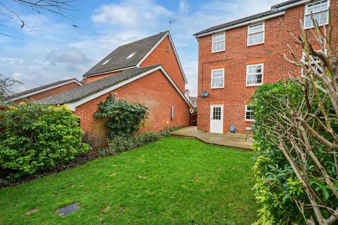 3 bedroom townhouse for sale, Palmer Crescent, Leighton Buzzard