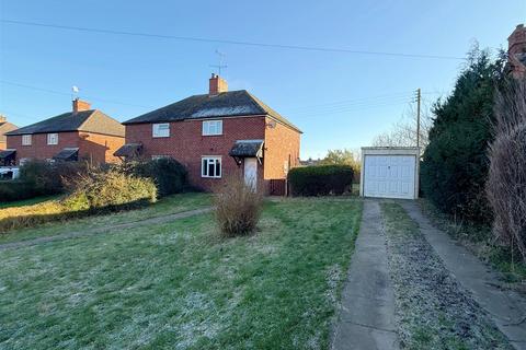 Sutton Lane, Lower Brailes