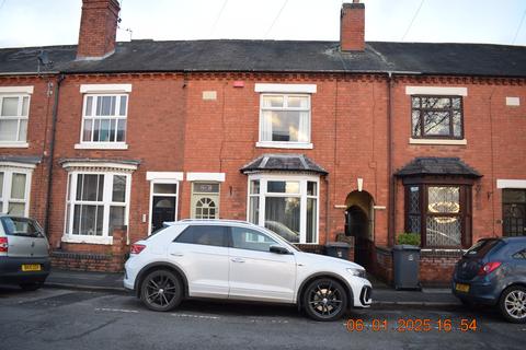 3 bedroom terraced house to rent, King Edward Road, Nuneaton CV11