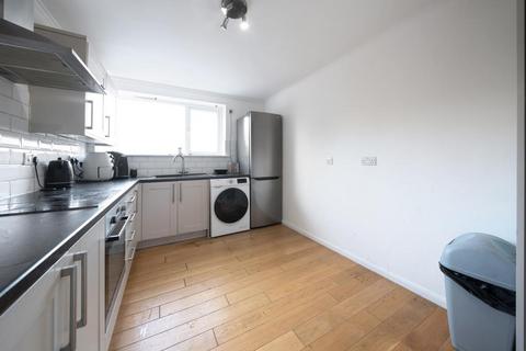 4 bedroom maisonette for sale, Langley,  Berkshire,  SL3