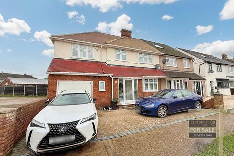 5 bedroom semi-detached house for sale, Botwell Lane, HAYES UB3